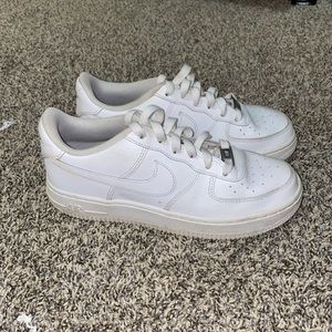 White Nike Air Force 1’s